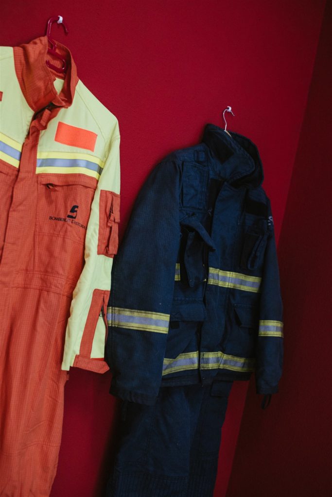 Imagen ropa de bombero